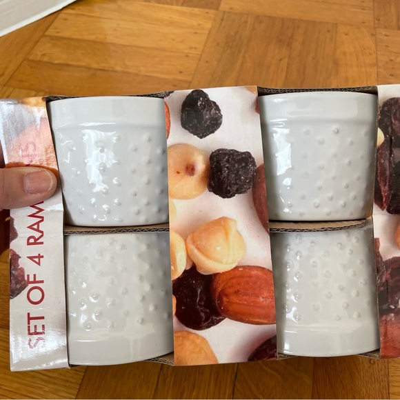 NIB 4 4 inch ramekins - Picture 4 of 4